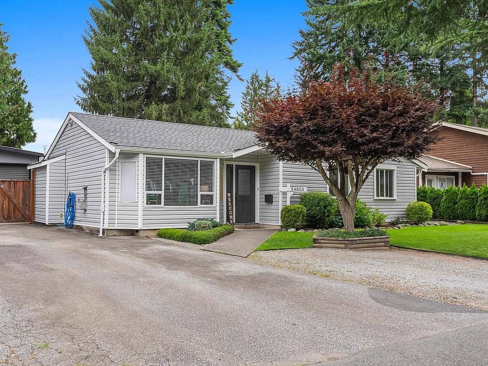 1st image of 34855 Laburnum Ave