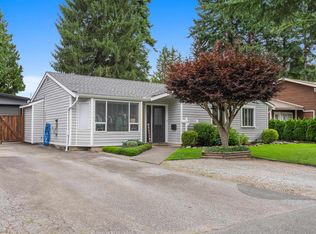 34855 Laburnum Ave, Abbotsford, BC V2S 5J3