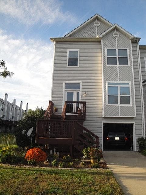 1st image of 48360 Sunburst Dr