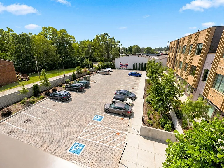 1090 Haysboro Ave #113 — Photo 31