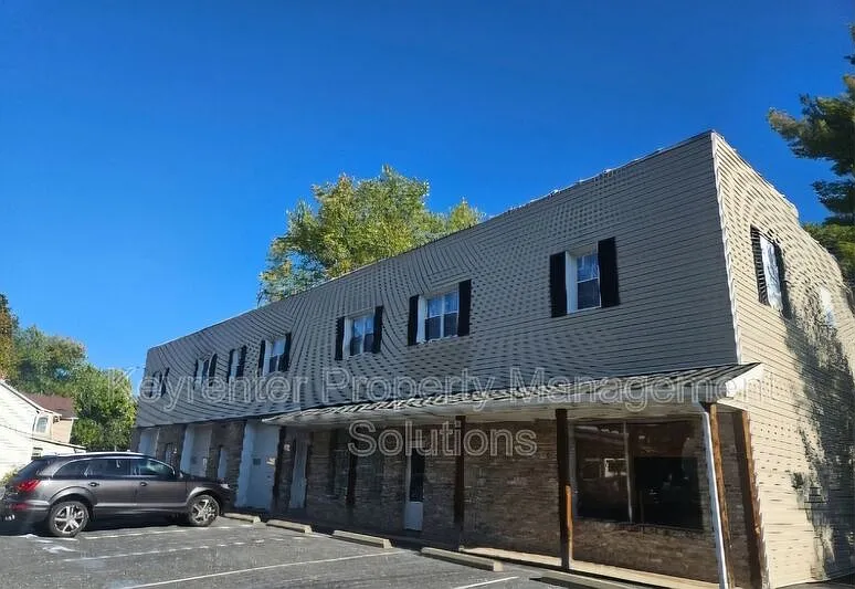 3891 Churchville Ave #202