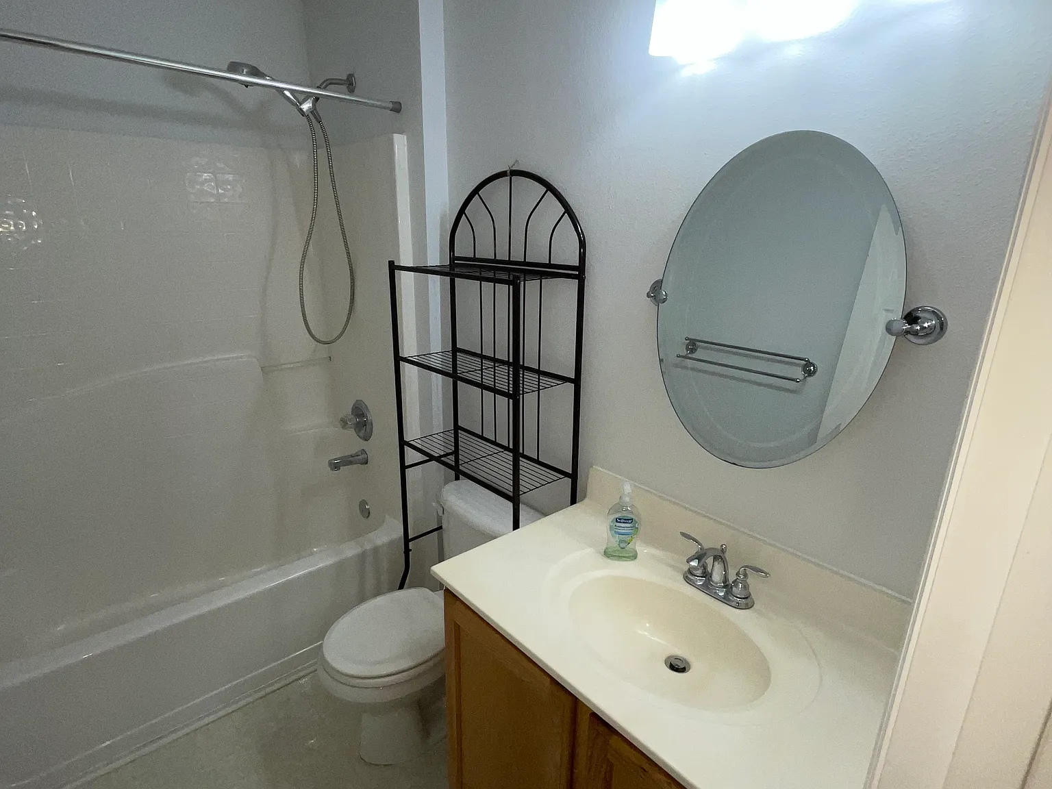4412 Stonefield Dr — Photo 2