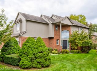 54683 Four Seasons Dr, Shelby Township, MI 48316