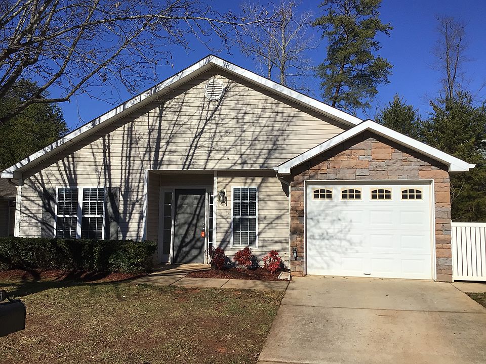 1st image of 145 Cameron Way Cir