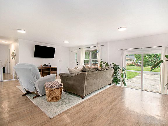5th image of 501 Avenue J