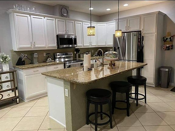 4th image of 2919 Tortola Way