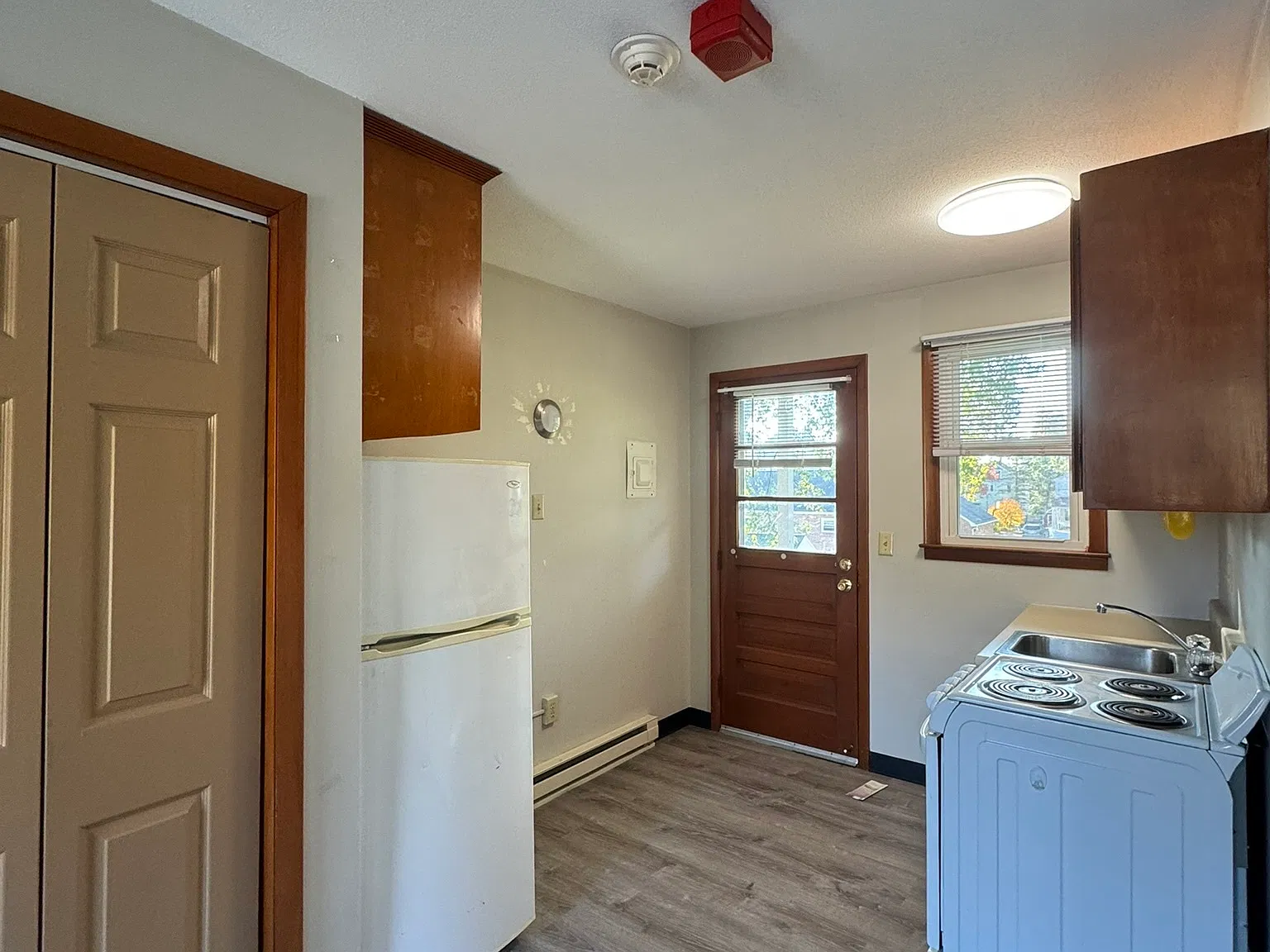 21 Dwight St — Photo 4