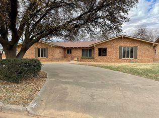 1401 Itasca St, Plainview, TX 79072
