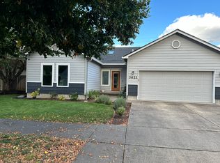 3621 Sterling Woods Dr, Eugene, OR 97408