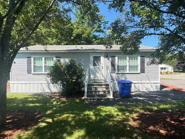 16 Puritan Rd, Taunton, MA 02780