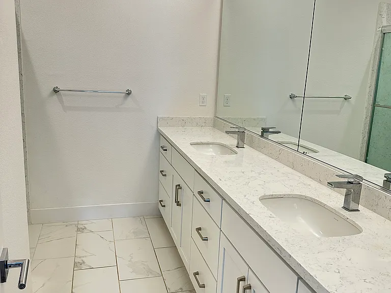 Third Floor - Shared bathroom for 2 bedrooms on 3rd floor.