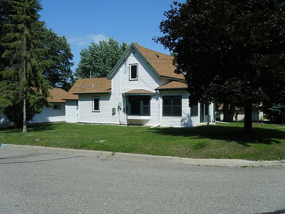 2nd image of 1101 5th Ave E
