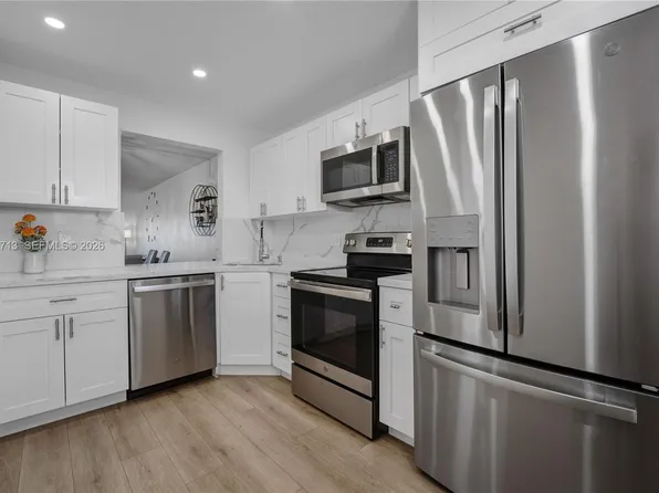 2551 Aragon Blvd APT 411, Sunrise, FL 33322