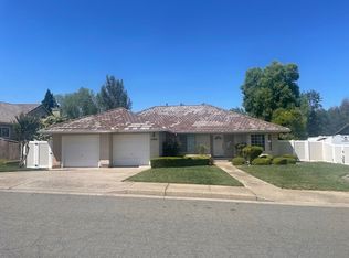 2095 Quartz Way, Redding, CA 96001