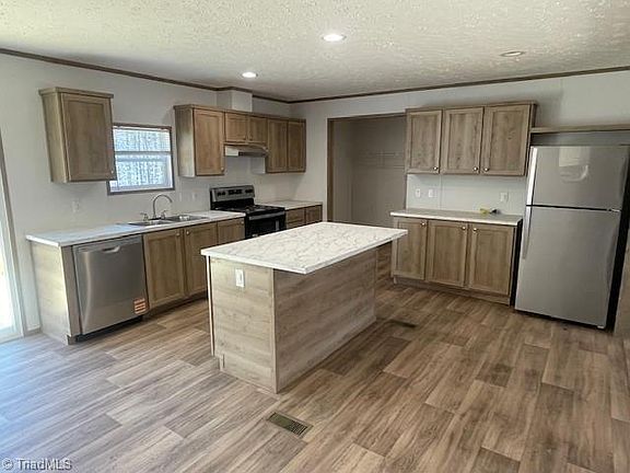 3rd image of 2780 Sowers Rd