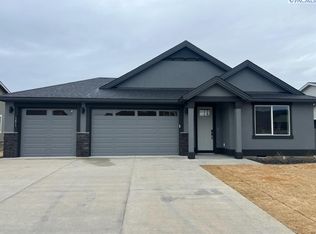 12013 Nottingham Dr, Pasco, WA 99301