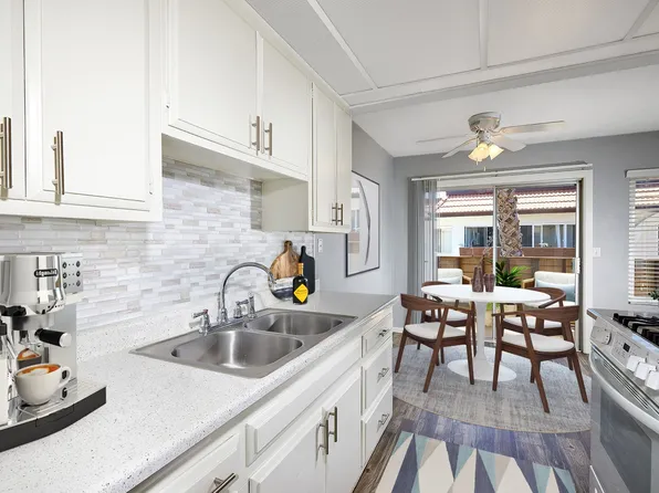 Villa Del Mar Apartments (new)