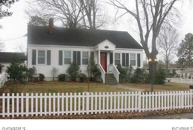 1st image of 528-530 Lake Dr