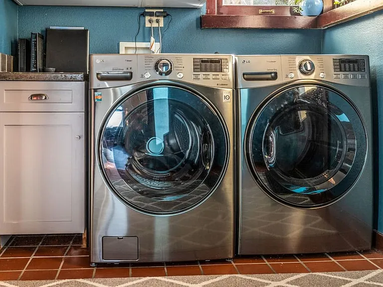 Laundry Room Cabinet