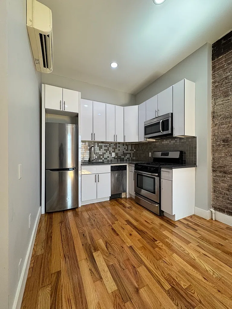 507 Myrtle Avenue — Photo 1