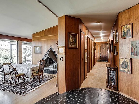 5th image of 3920 W Canyon Dr