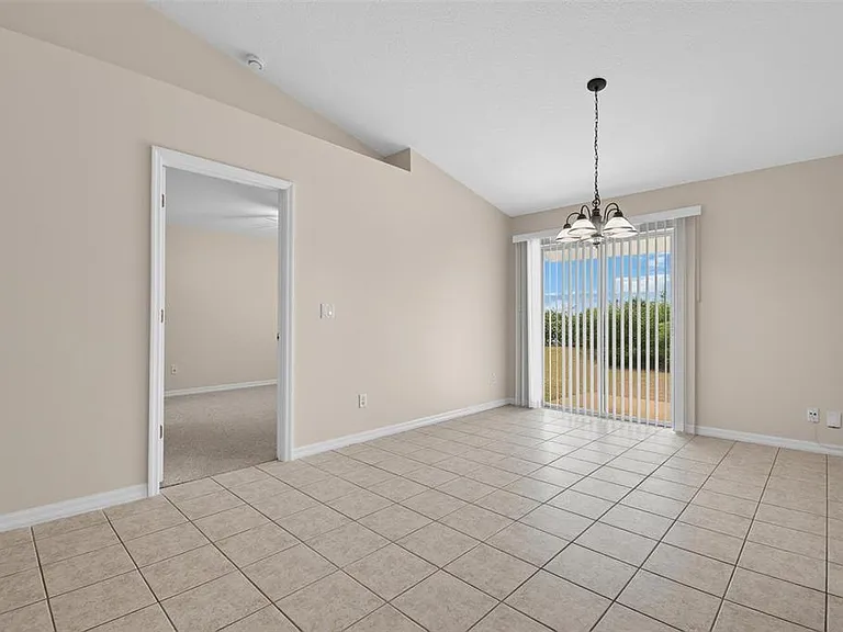 83 Lynbrook Dr #A — Photo 16