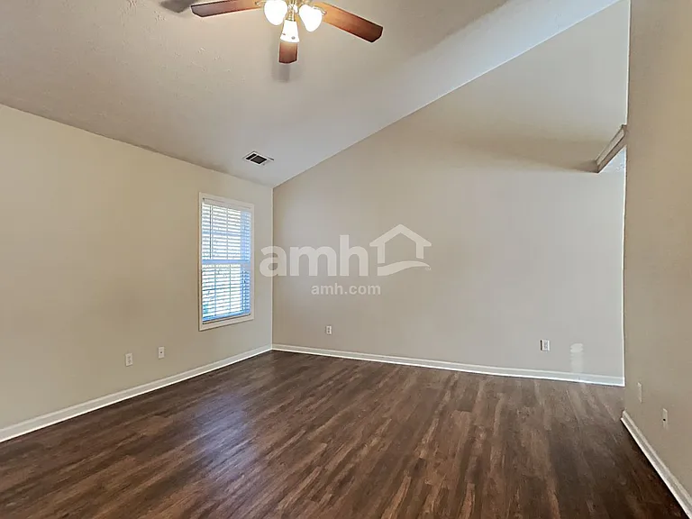 1558 Great Shoals Cir — Photo 13
