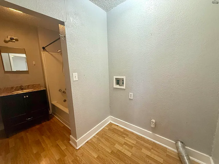 4709 Coronado Ave — Photo 7