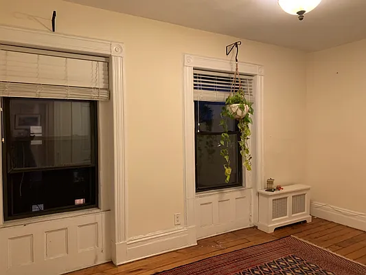 Rented by Compass | media 33