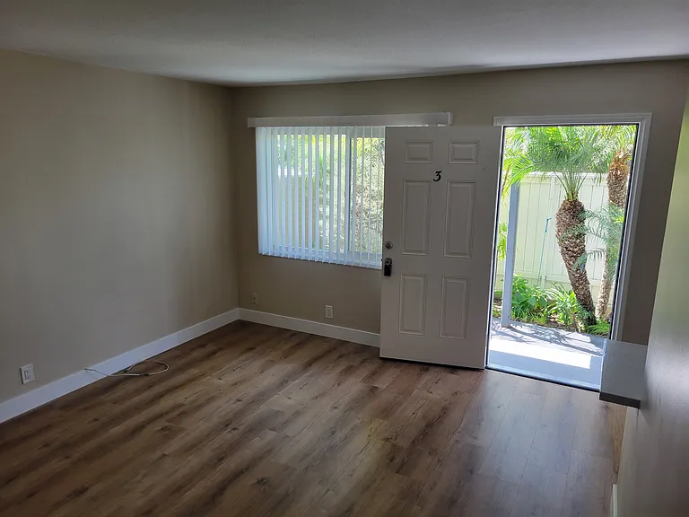 126 Avenida San Diego #3 — Photo 7