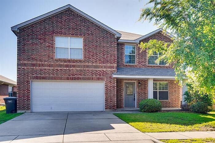 1st image of 10840 Braemoor Dr