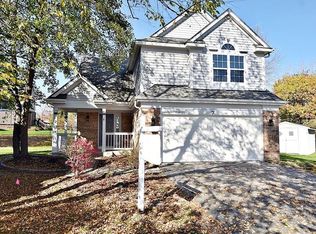 7 Churchill Ct, South Elgin, IL 60177