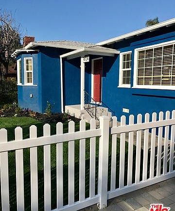 Awesome Quiet Neighborhood