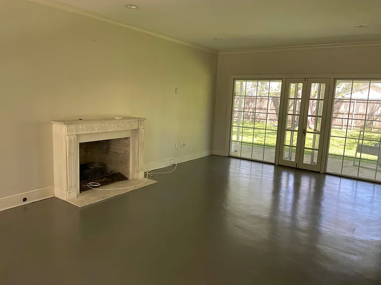 155 Rodney Dr — Photo 4