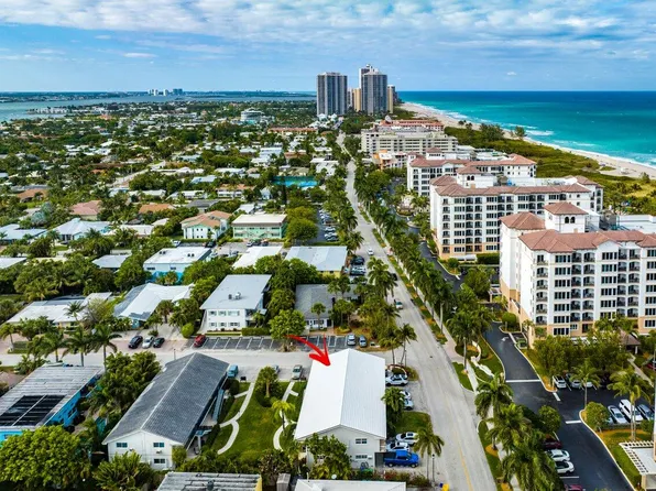 100 Bravado Lane #4, Palm Beach Shores, FL 33404