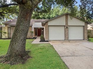 14015 Utopia Dr, Sugar Land, TX 77498