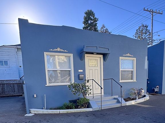 2nd image of 2100 Pacific Ave #1616