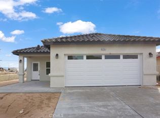 15981 Spruce St, Hesperia, CA 92345