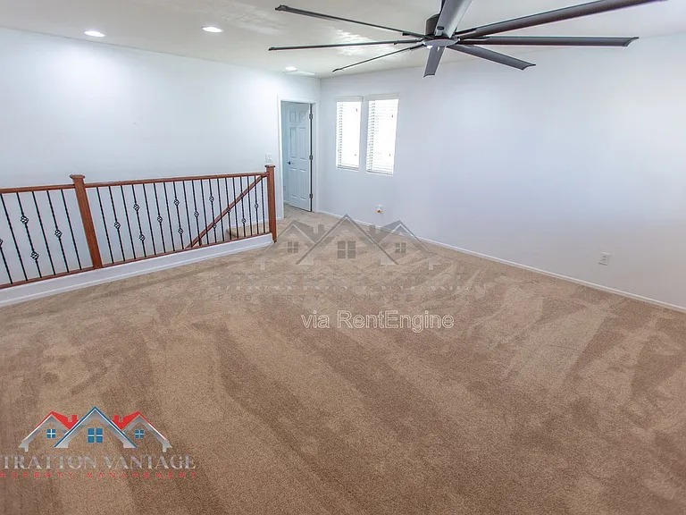 7311 N 90th Ave — Photo 28