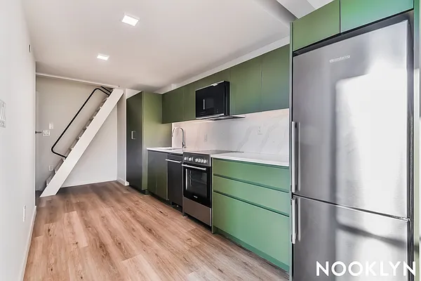 Rented by Nooklyn NYC LLC | media 43