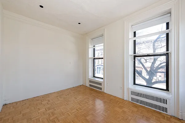 Rented by Century 21 American Homes | media 21