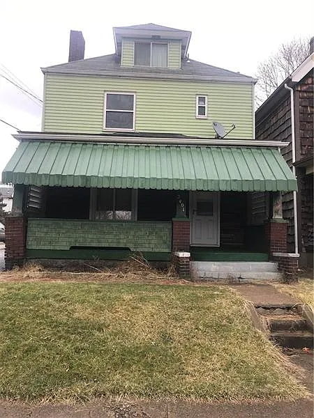 2401 Grandview Ave photo 1