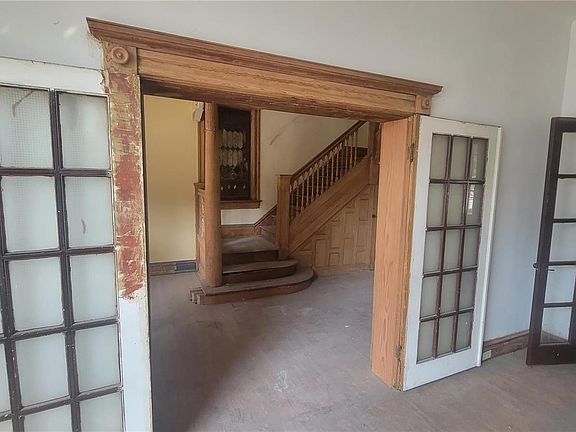 5th image of 4457 Enright Ave