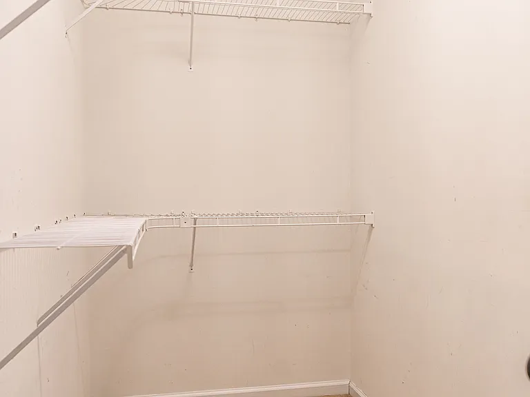 1110 Devonshire Trl — Photo 14