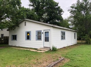 4318 S Bartlow Dr, Wichita, KS 67217