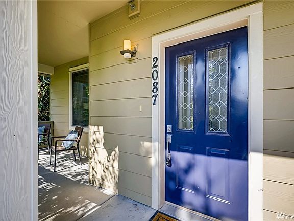 2nd image of 2087 NW Boulder Way Dr
