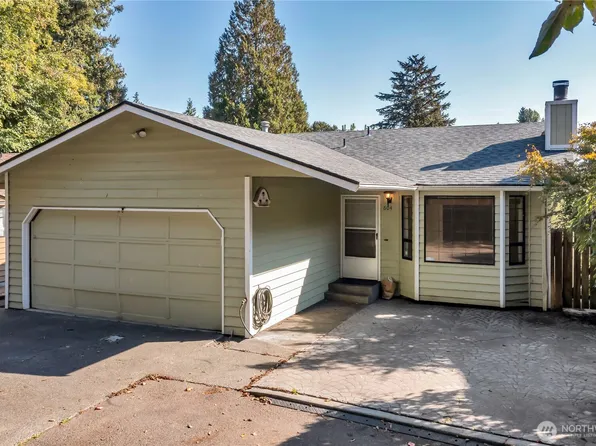 604 S 208th St., Des Moines, WA 98198