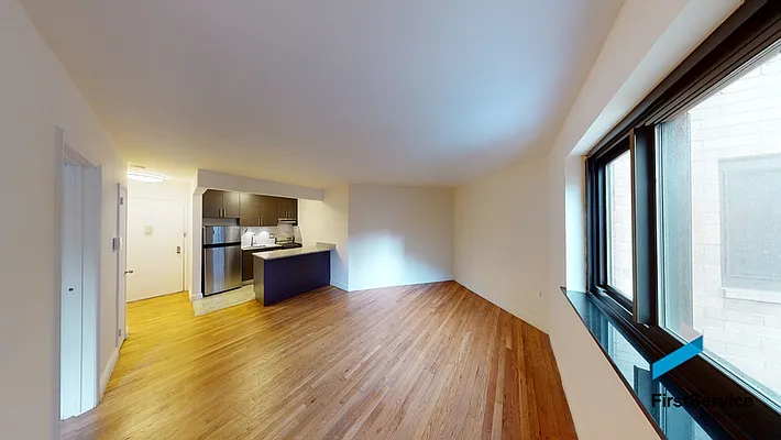 Rented by FirstService Realty (legacy) | media 10