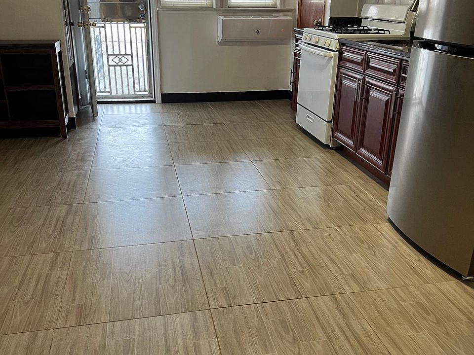 1st image of 7318 68th Ave Floor 1