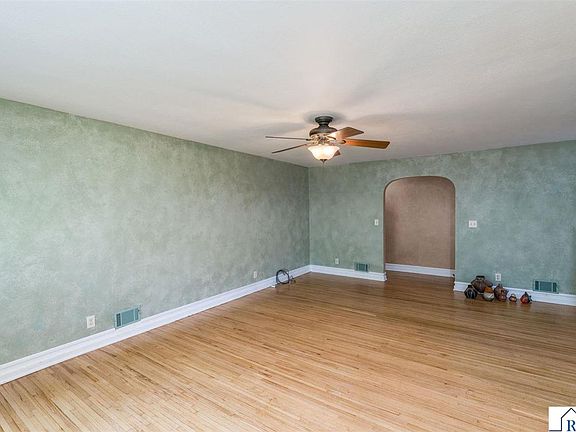 4th image of 113 Hazel St